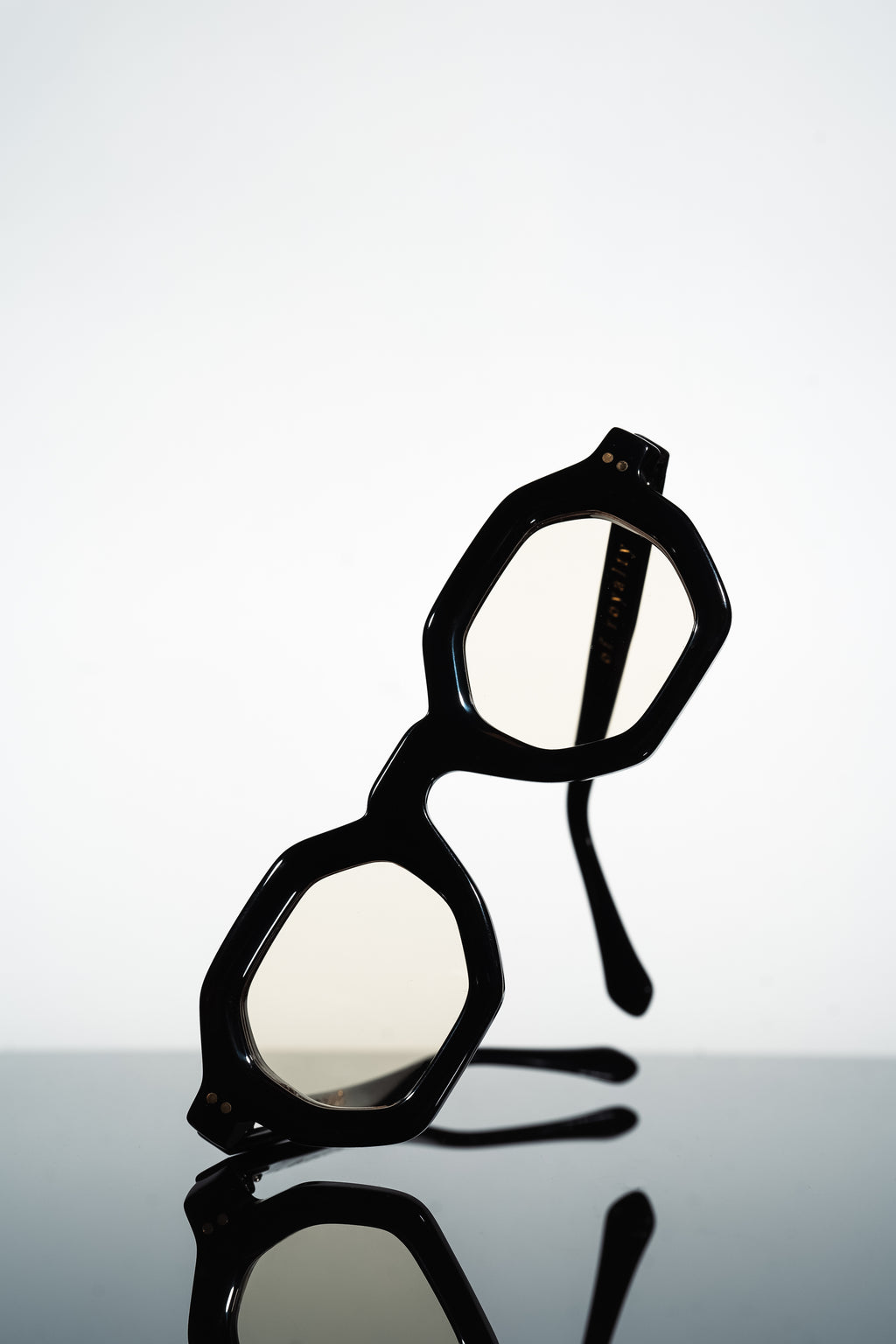 The Genesis | Gloss Noir